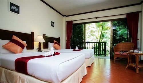 The Hill Resort Patong Exterior photo